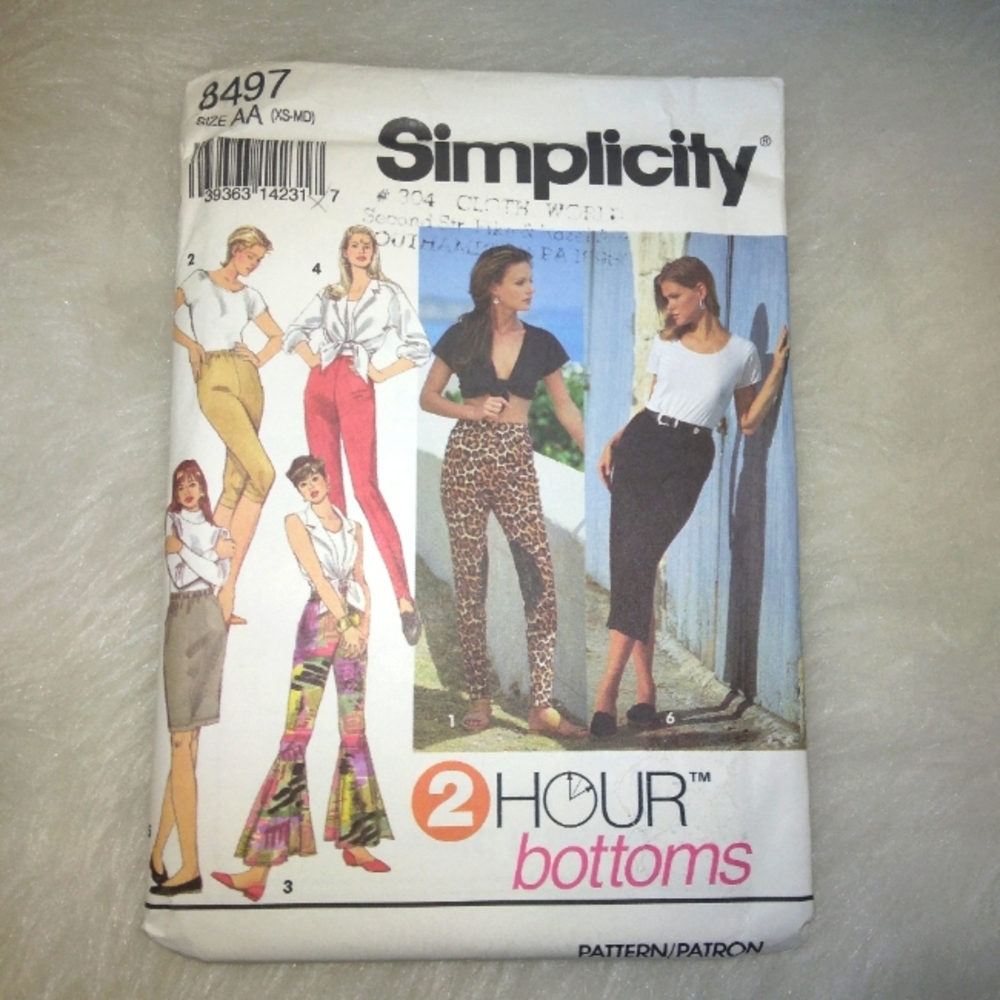 SIMPLICITY 8497 Sz XS-S-M Misses EASY 2 hour Leggings and skirt in variations